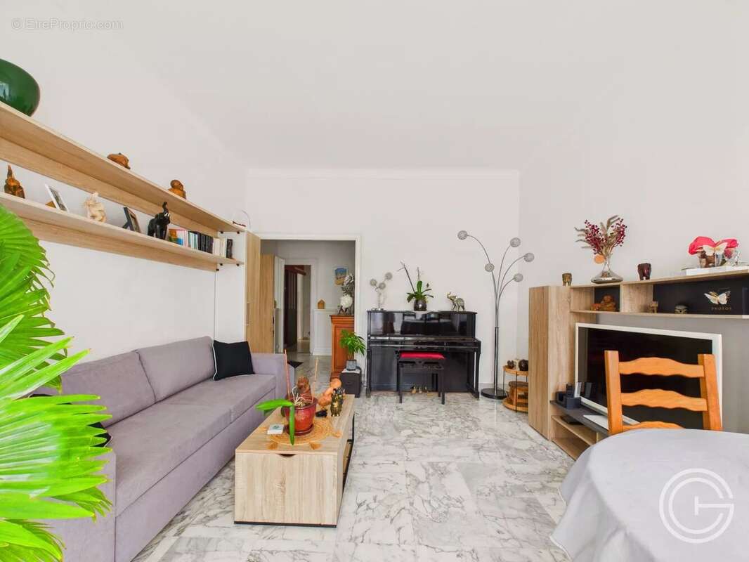Appartement RDC - 3 pièces 65m² - Terrasse Parking Cave - Av de la Lanterne - NICE - photo 4