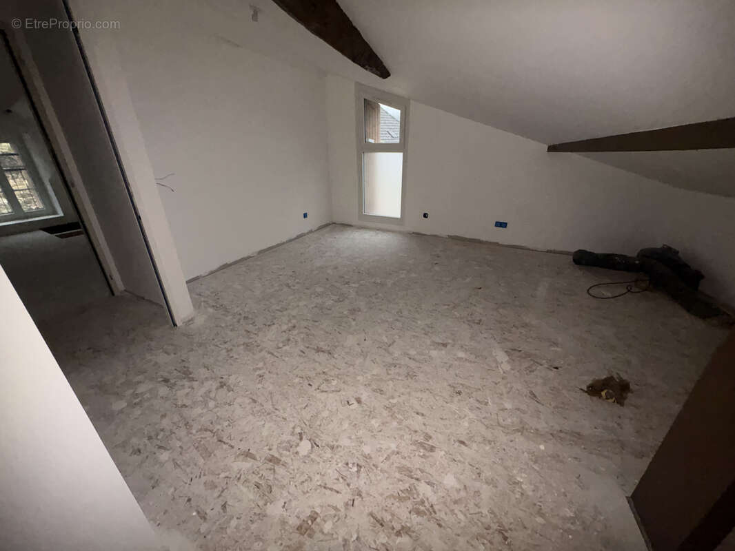 Appartement à PUY-L&#039;EVEQUE