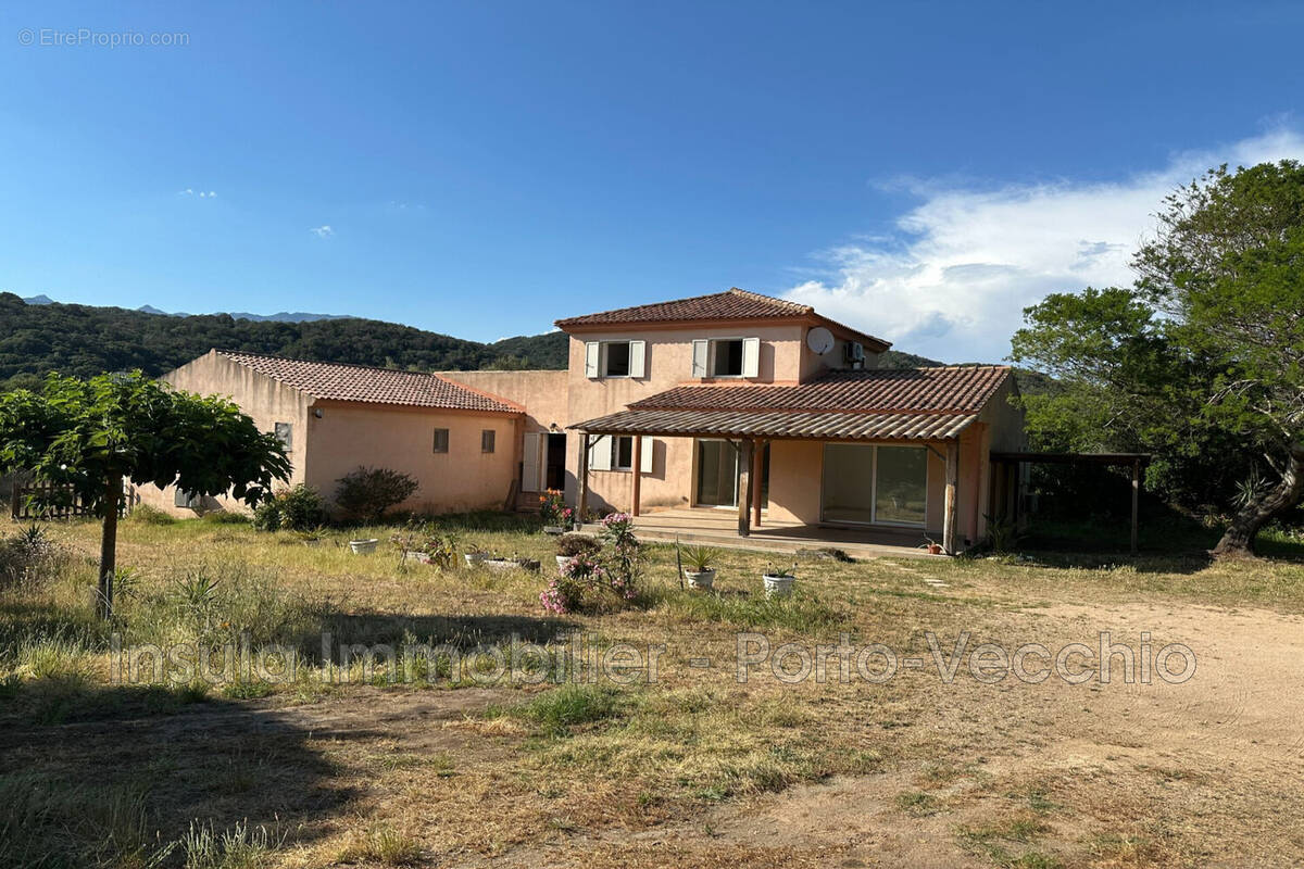 Maison à FIGARI