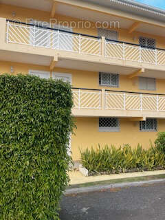 Appartement à LE MOULE