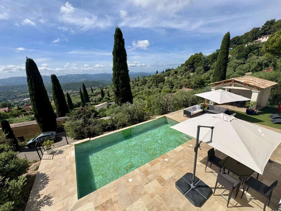 Appartement à SPERACEDES