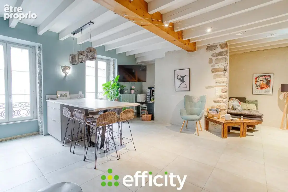 Maison 5 pièces 110 m² à vendre à Condrieu (69420) - photo 2