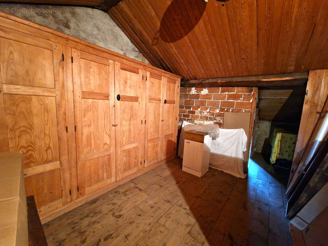 Maison à PAULHAGUET