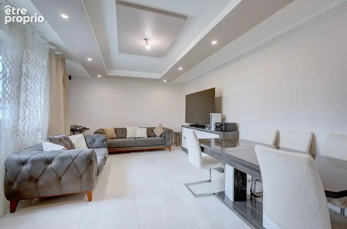 Feyzin – maison 130 m² – 4 chambres – deux espaces de vie – terrain de 700 m² - photo 5