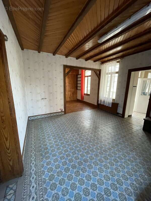 Maison 131 m² à Hirson  - photo 5