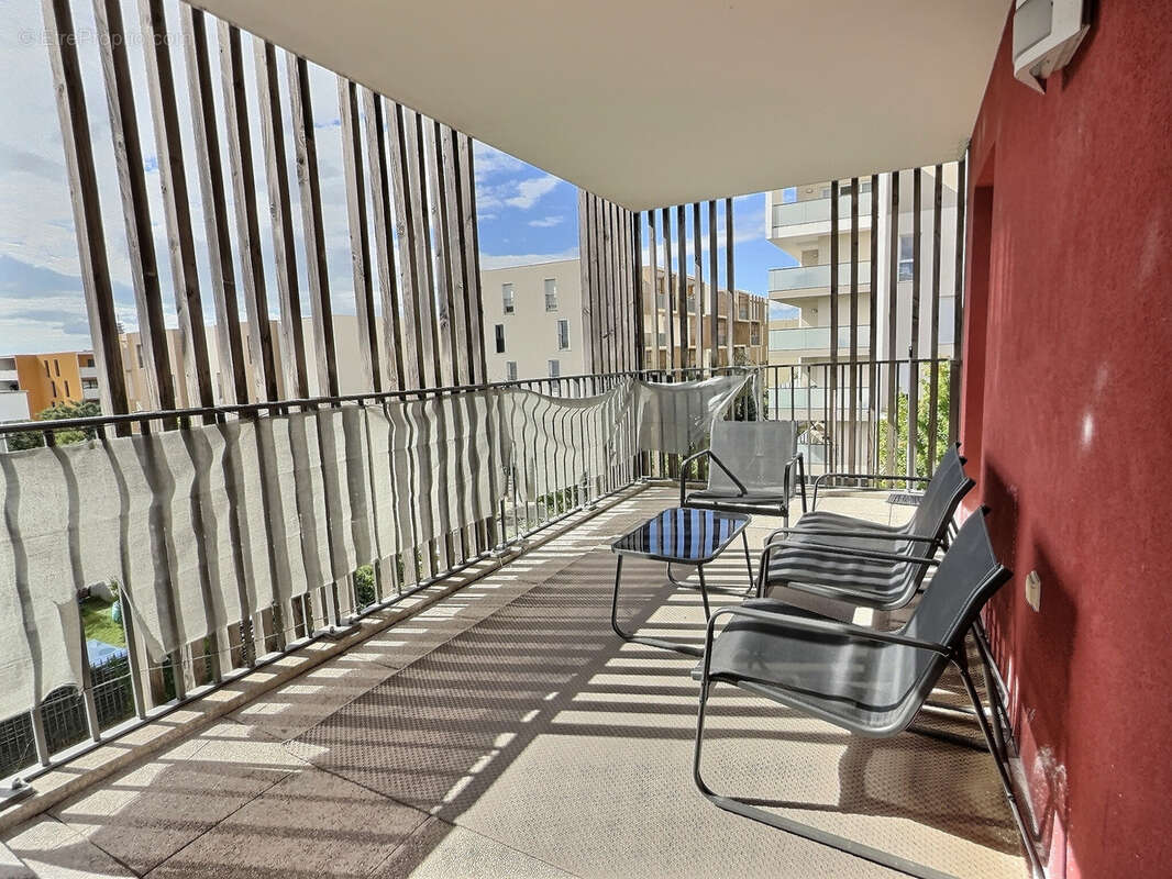 Appartement à JUVIGNAC