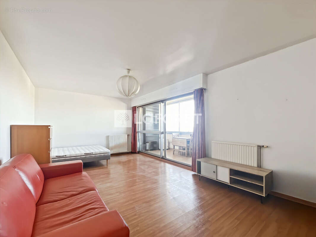 Appartement à MAISONS-ALFORT