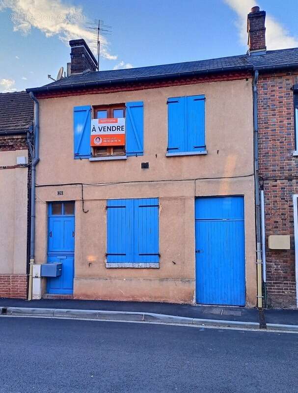 Maison à LA BONNEVILLE-SUR-ITON