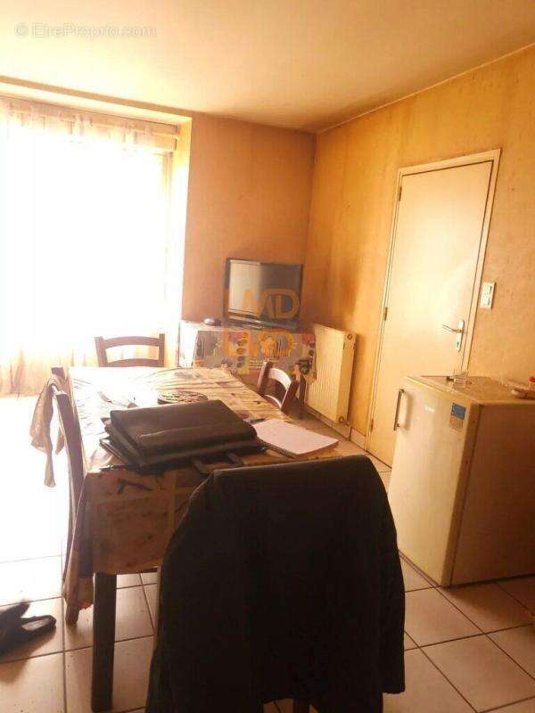 Maison à DECAZEVILLE