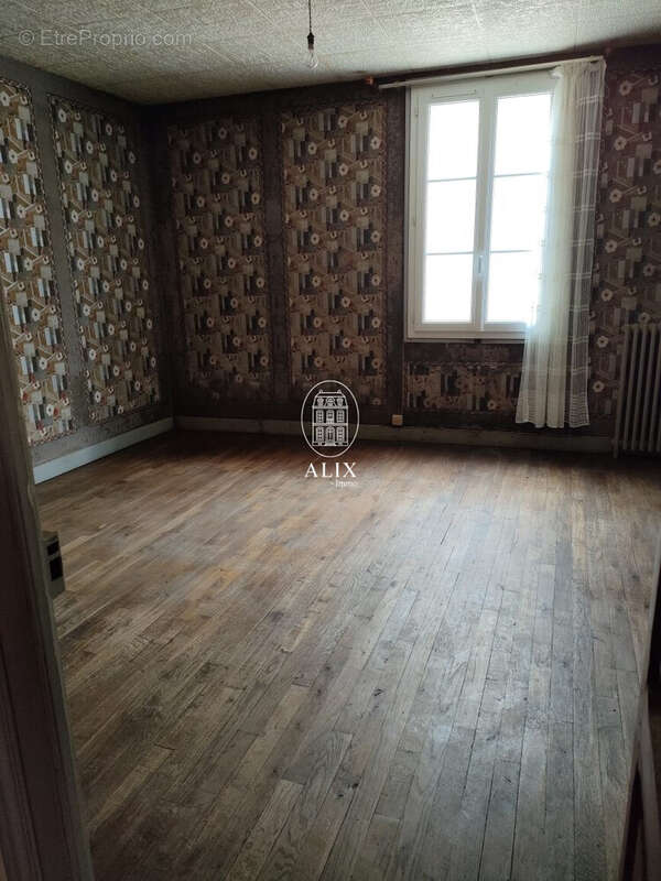 Maison à SAINT-PELLERIN