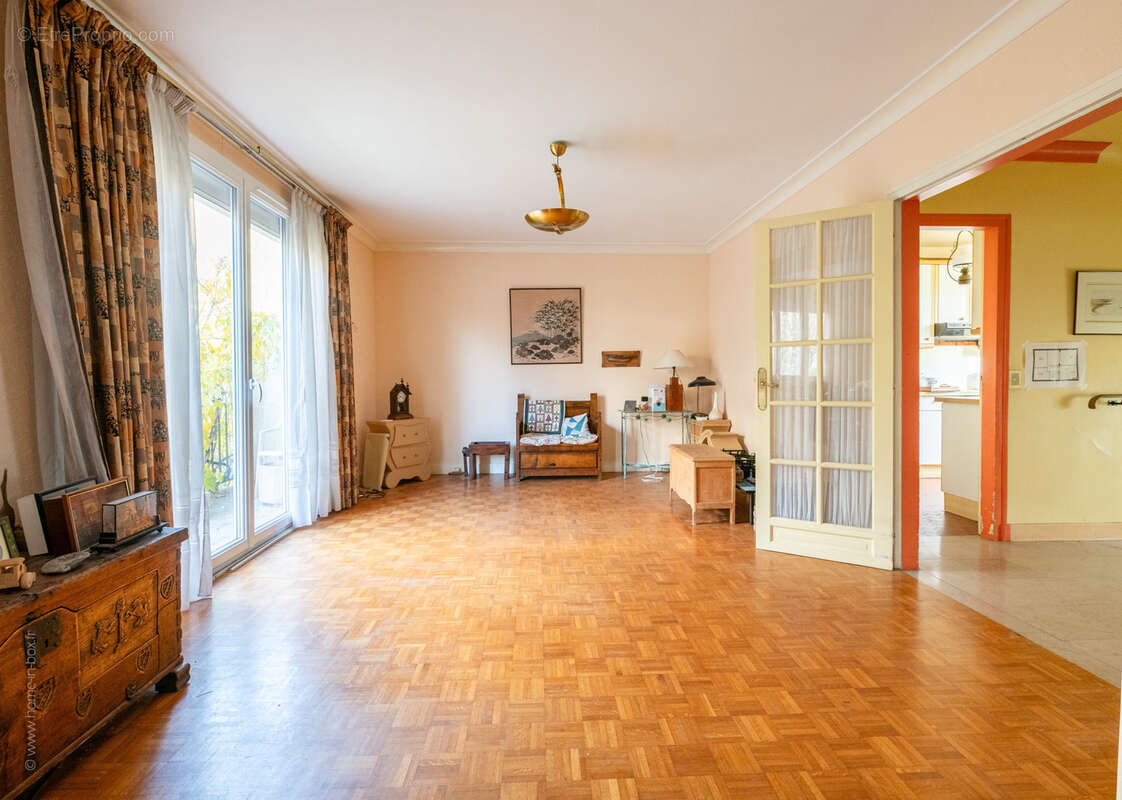 Maison à NOGENT-SUR-MARNE