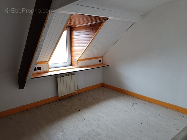 Appartement à VILLAINES-LA-JUHEL