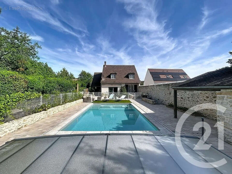 Maison à MAINCY