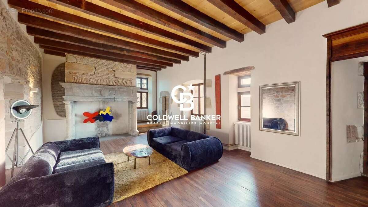 Maison à LISSAC-ET-MOURET