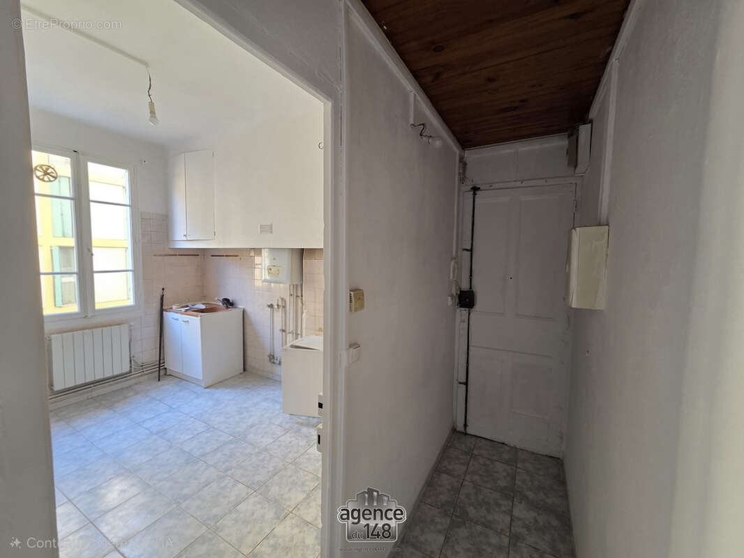 Appartement à MARSEILLE-3E