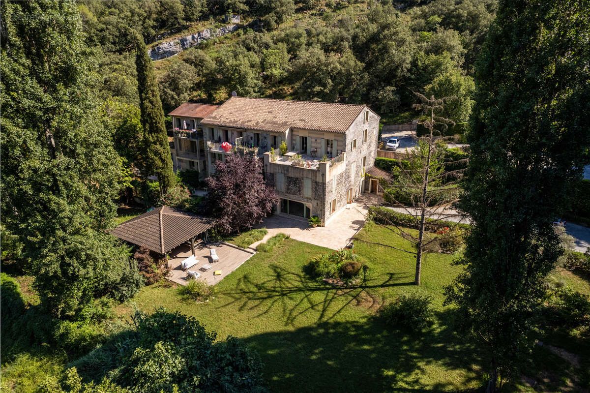 Appartement à LA COLLE-SUR-LOUP