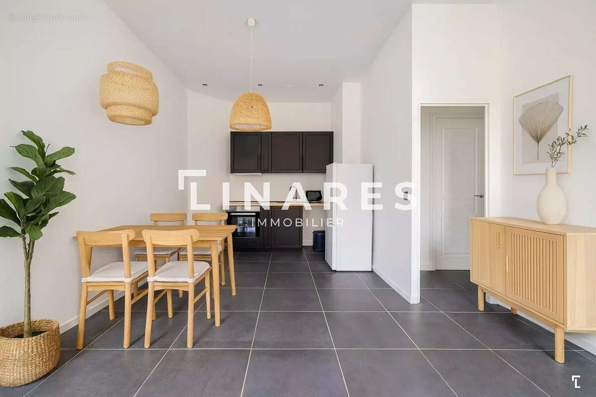 Appartement à MARSEILLE-8E