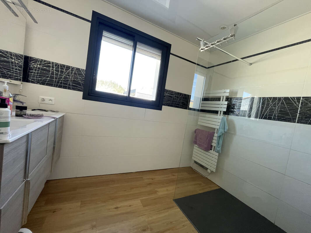 Maison à SAINT-JEAN-DE-FOS