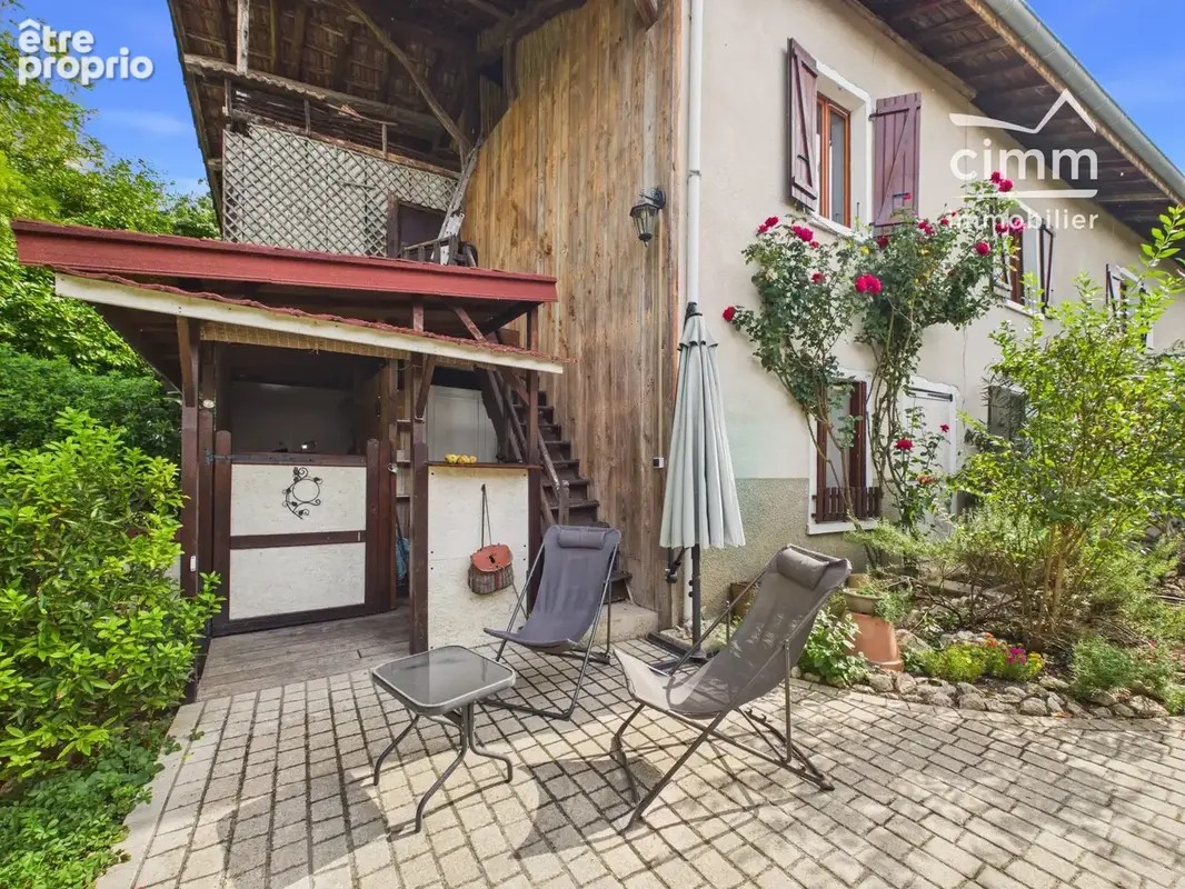 Maison à LA RIVIERE