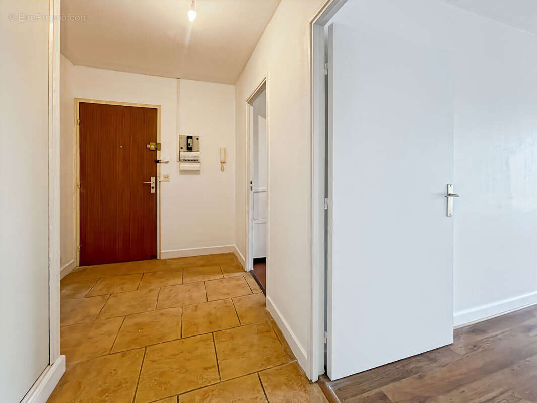 Appartement à MELUN