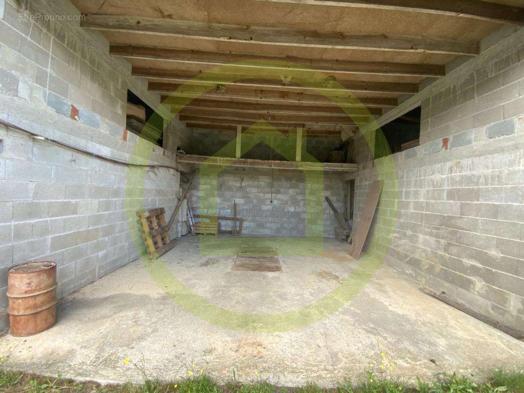 Commerce à LA FORET-DU-TEMPLE