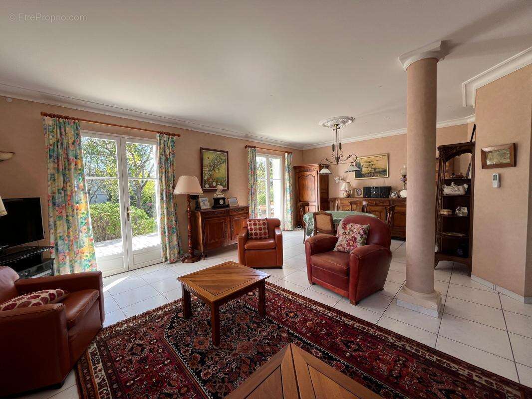 Maison à SAINT-DENIS-EN-VAL