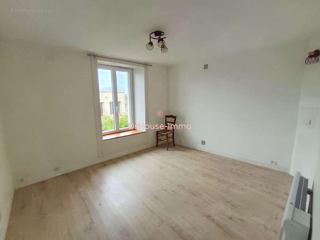 Maison 72 m² à Saint-Jean-De-Thouars  - photo 44