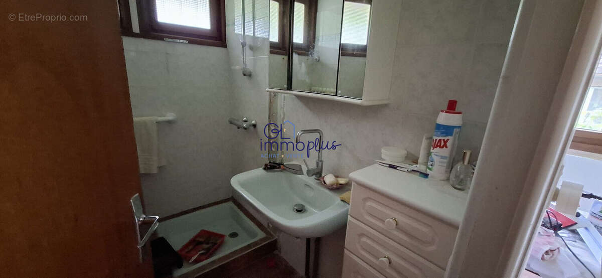 Maison à GILLY-SUR-ISERE