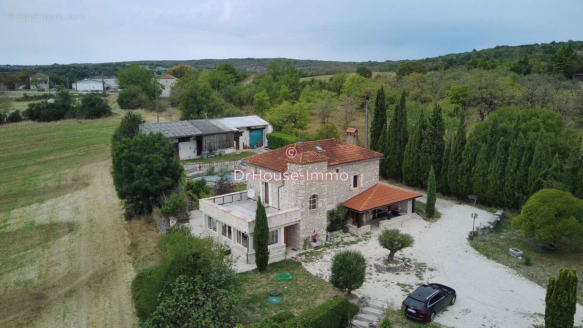 Maison à BELMONT-SAINTE-FOI