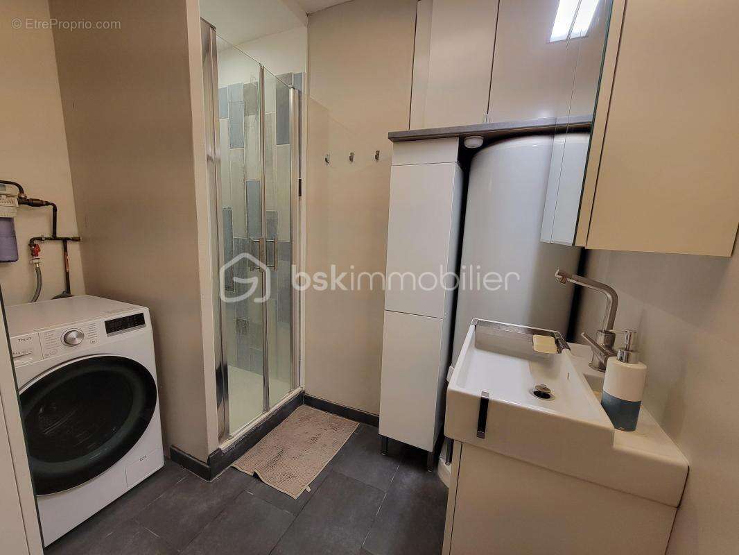 Appartement à THIAIS