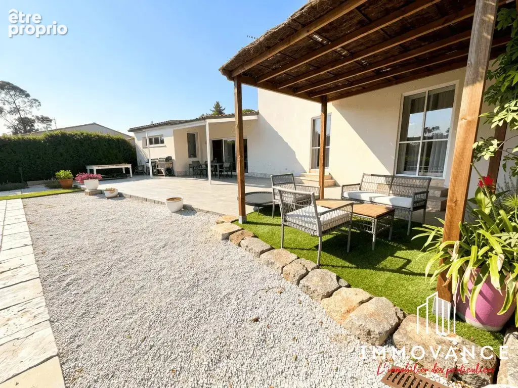 Maison 7 pièces 225 m² à vendre à Quissac (30260) - photo 2