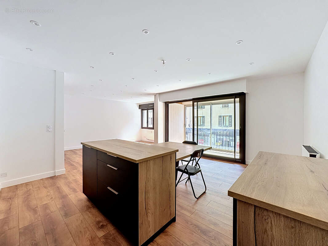 Appartement à ALBERTVILLE