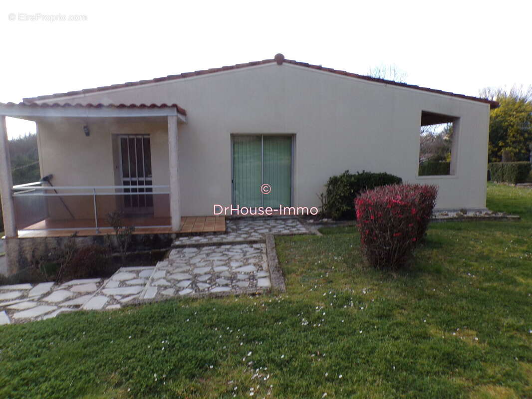 Maison 102 m² à Carmaux  - photo 9