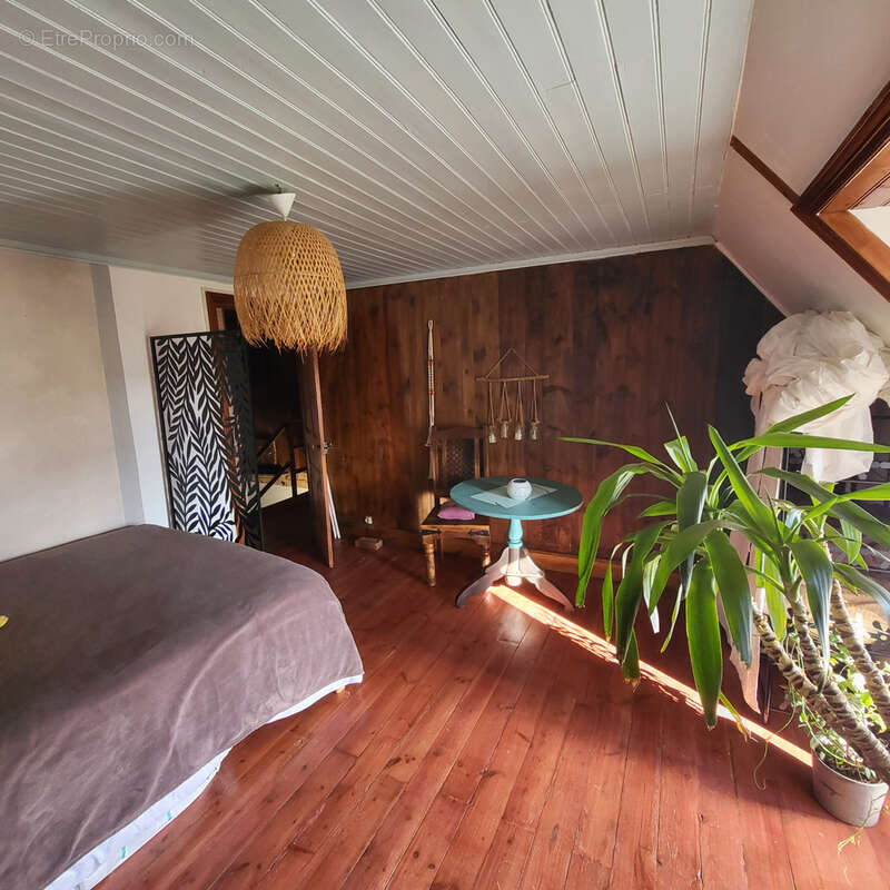 Maison à SAINT-SATURNIN