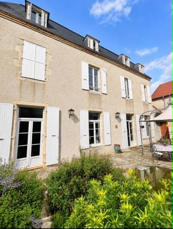 Maison à GANNAT
