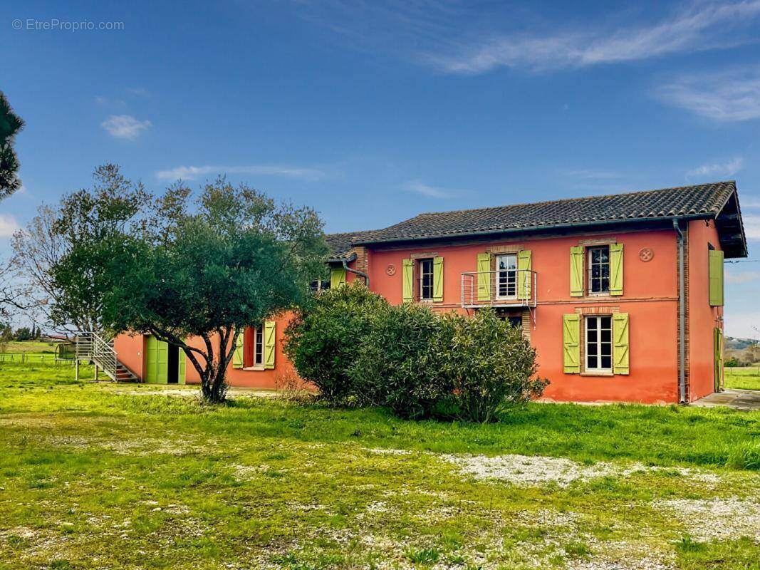 Maison à MONTJOIRE