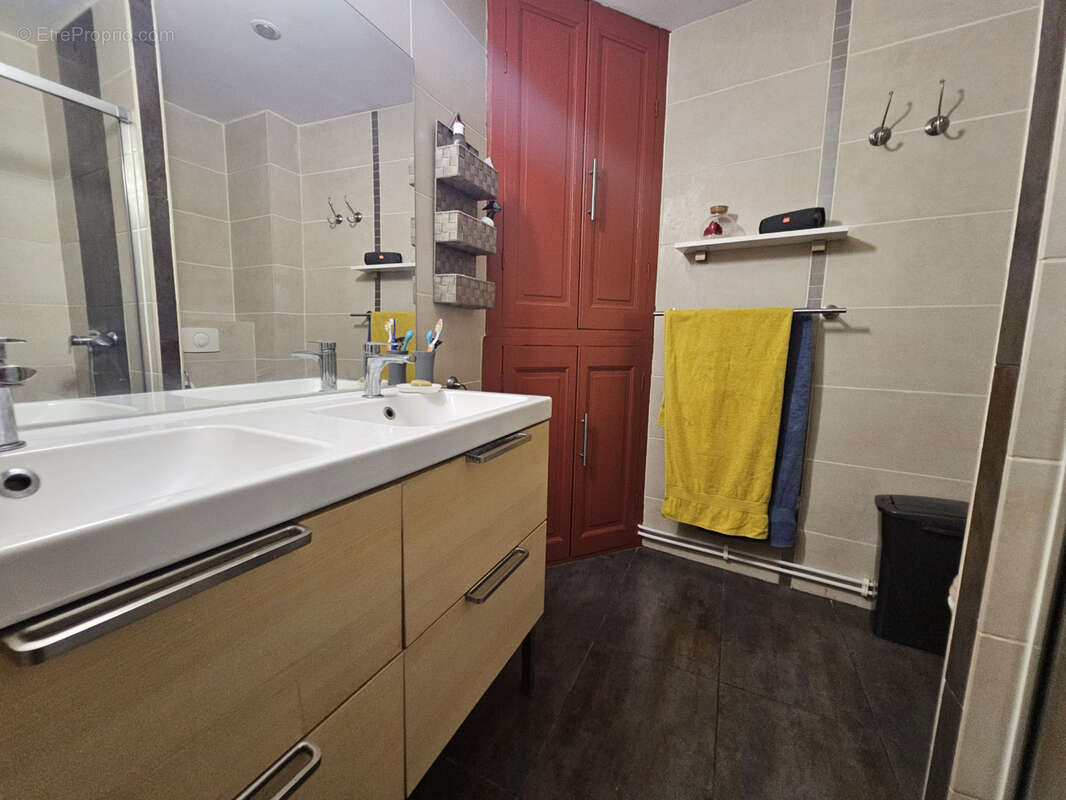 Maison à LUNEL-VIEL