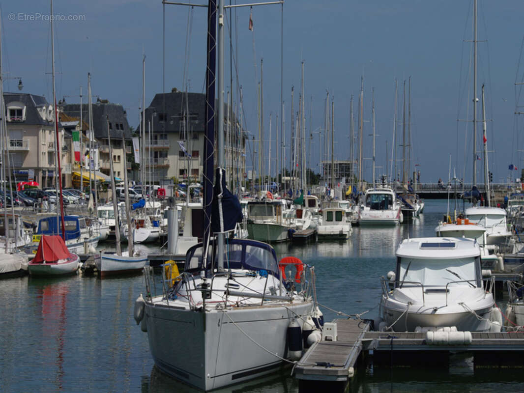 Appartement à COURSEULLES-SUR-MER