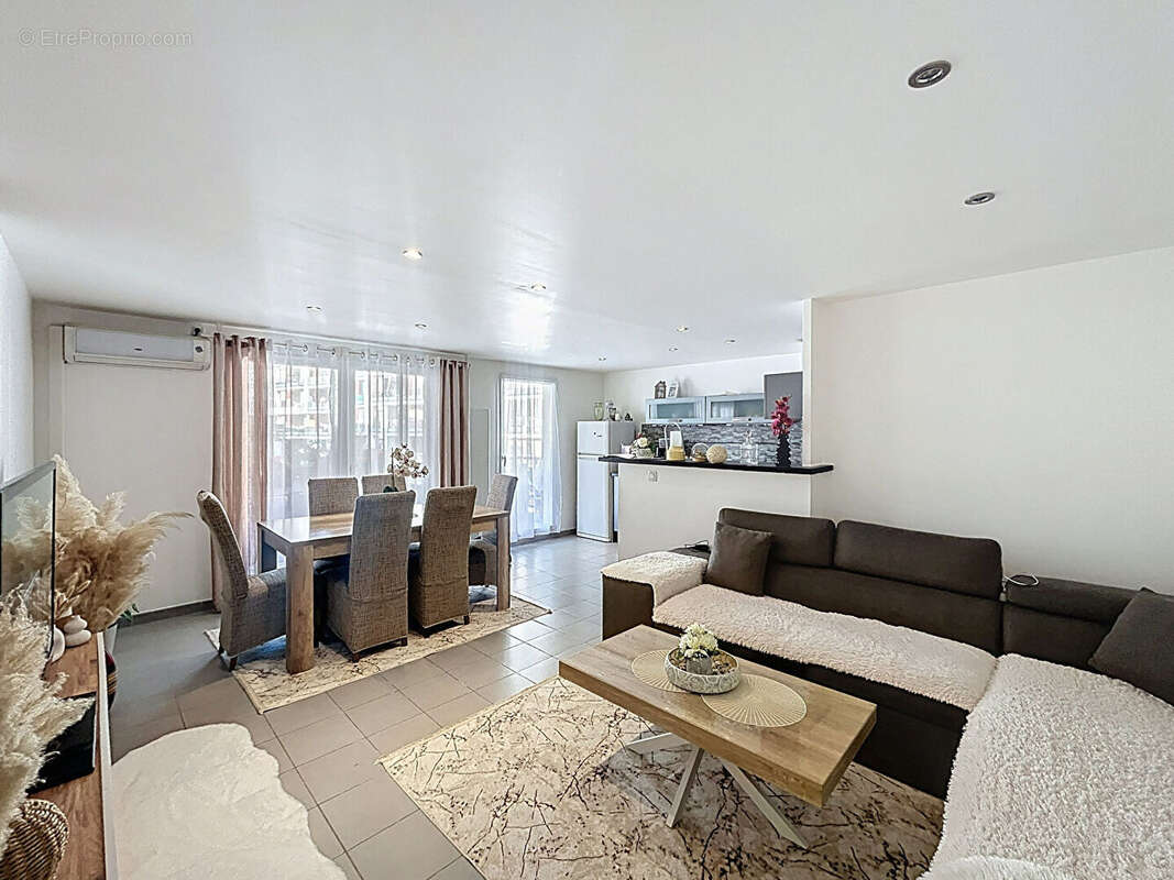 Appartement à MARSEILLE-15E