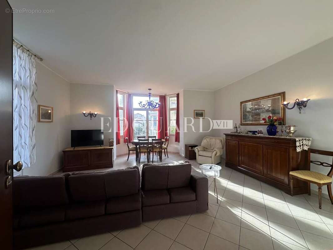 Appartement à MENTON