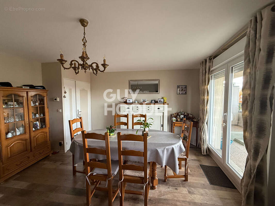 Appartement à COMPIEGNE