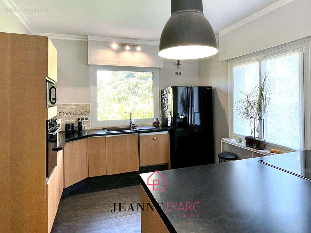 Maison à BOIS-GUILLAUME