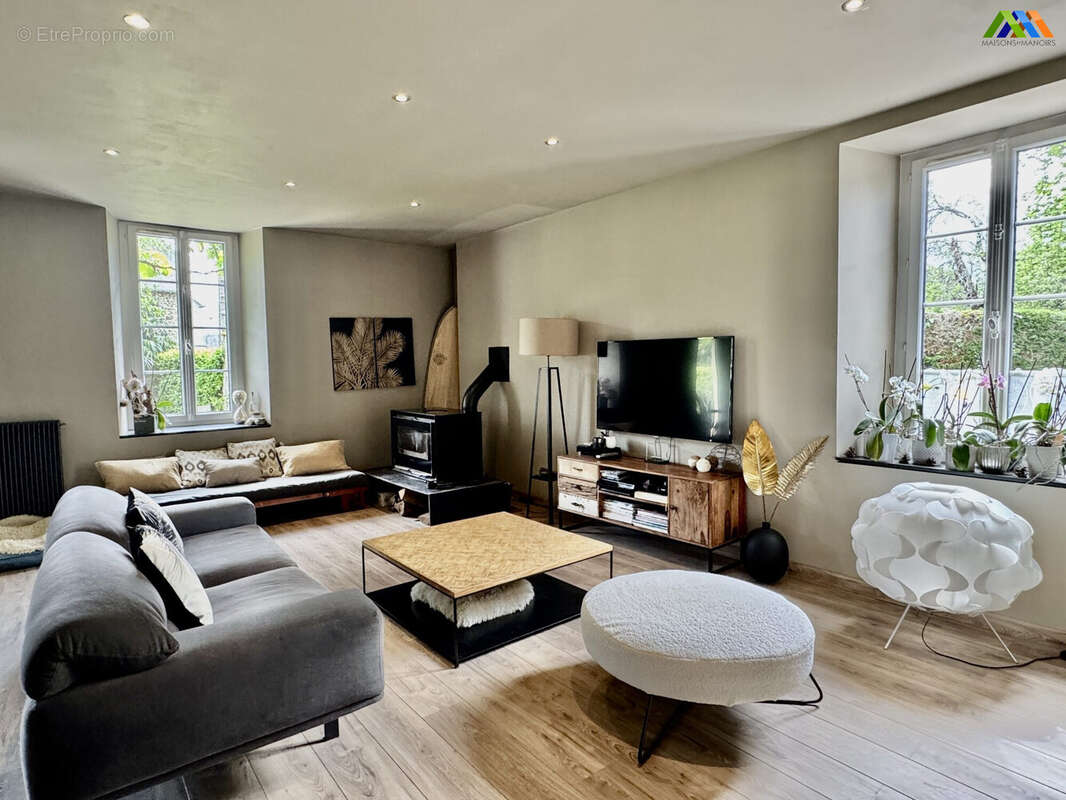 213 m² à Nay  - photo 5