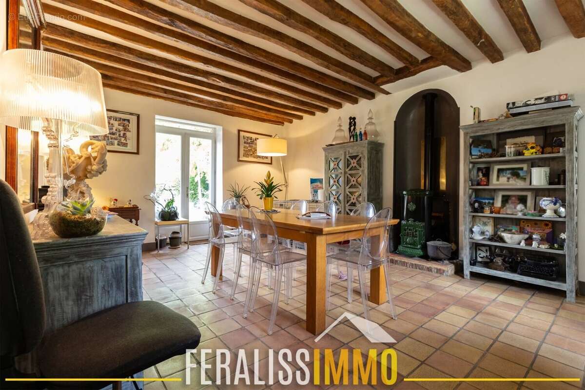 Maison à AVERNES