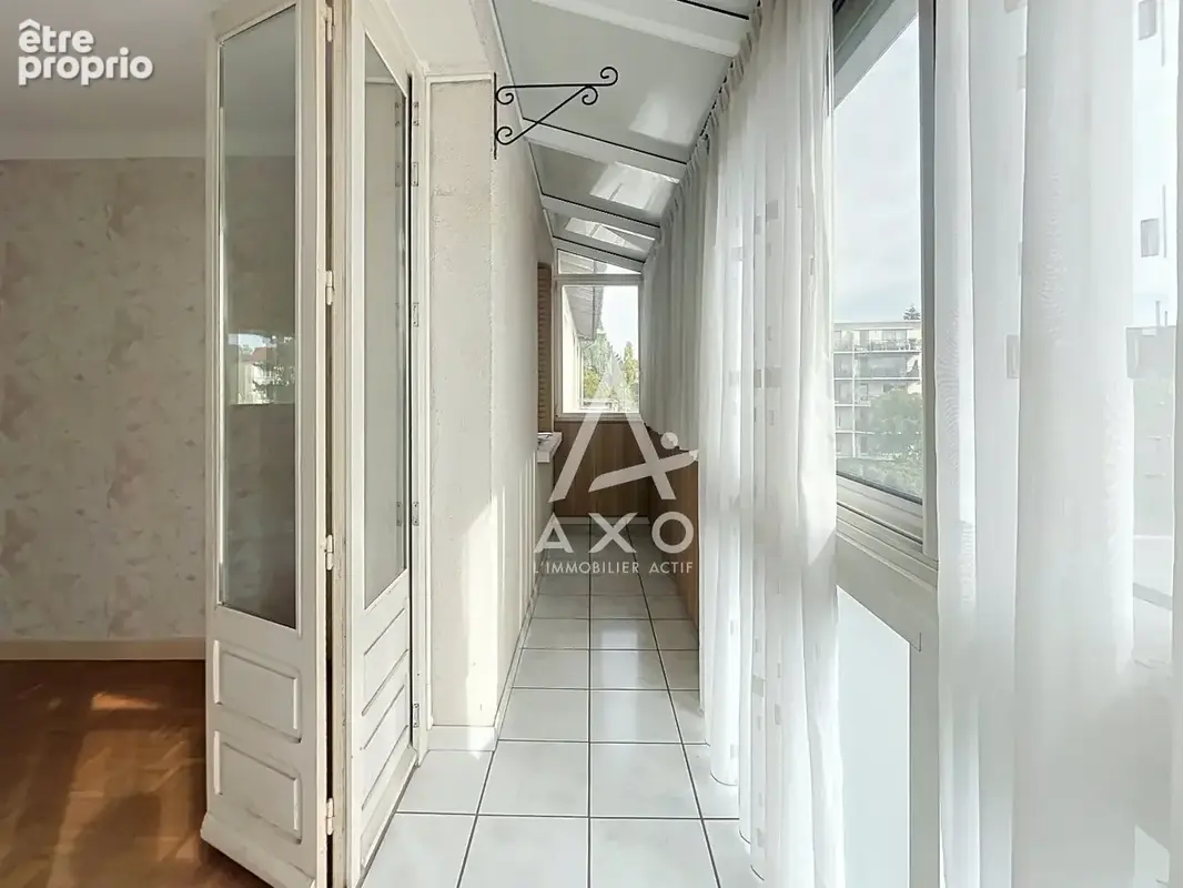 DIJON - Quartier GARE-MARMUZOTS  Appartement  4 pièces - photo 4