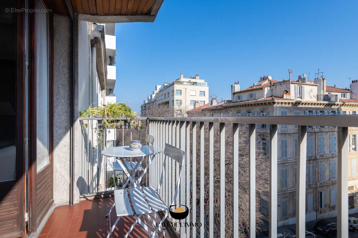 Appartement à MARSEILLE-6E