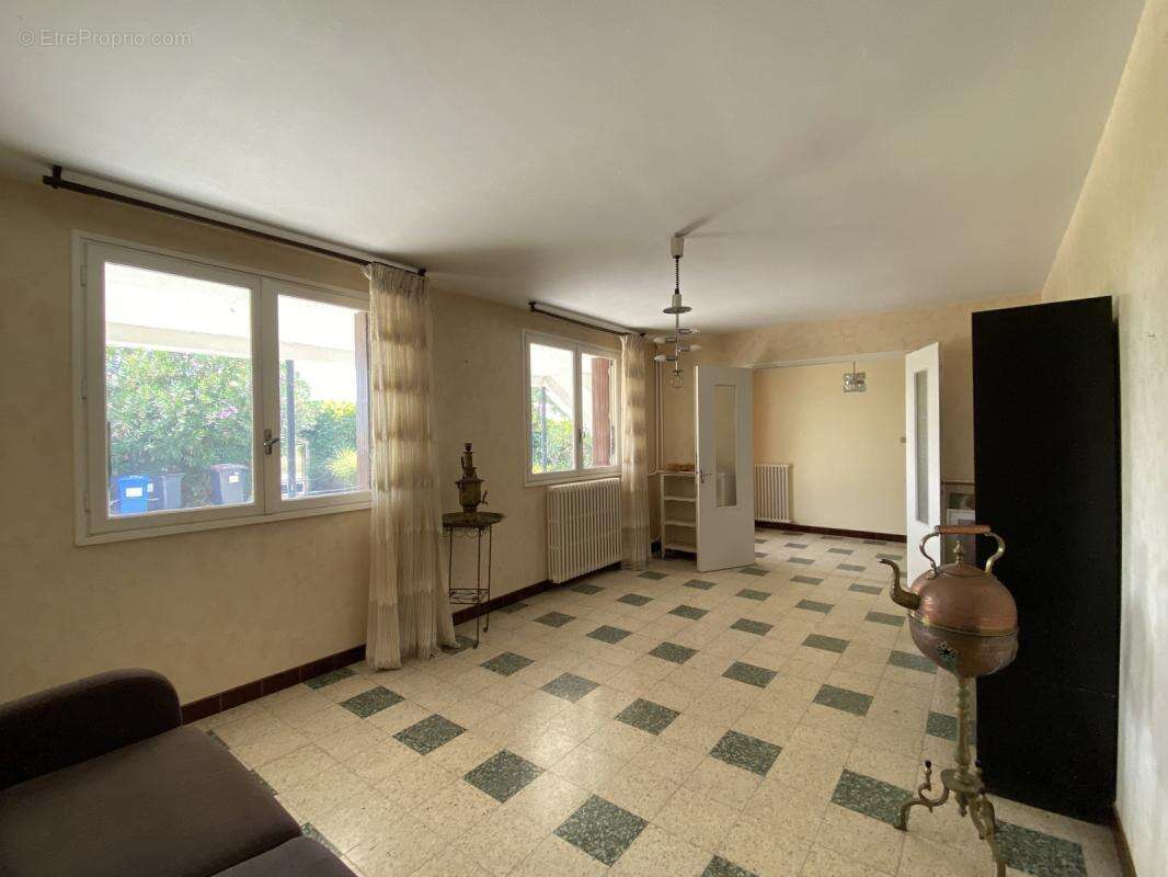 Maison 8 pièces 215 m² Balma  Grand terrain au calme - photo 11