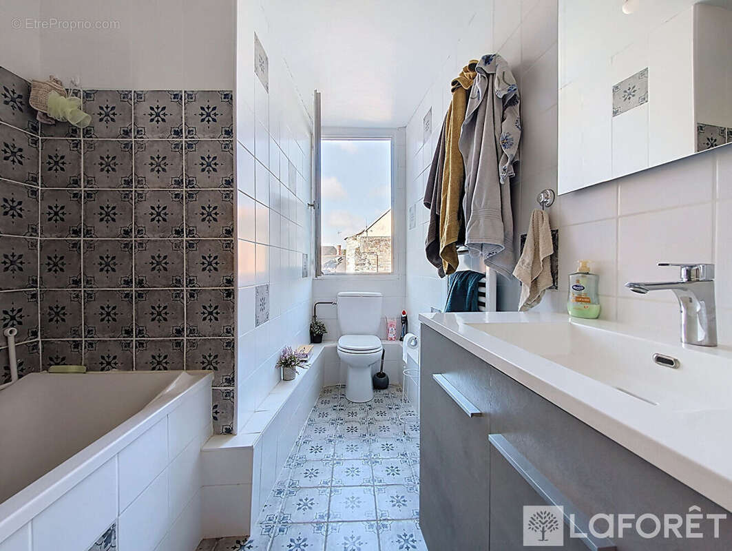 Appartement à CHEMILLE