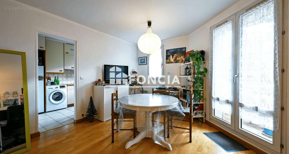 Appartement à MONTIGNY-LE-BRETONNEUX