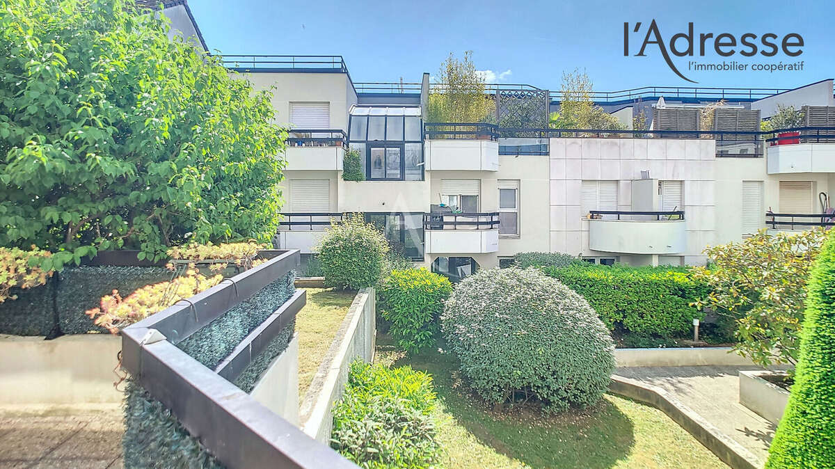 Appartement à SURESNES